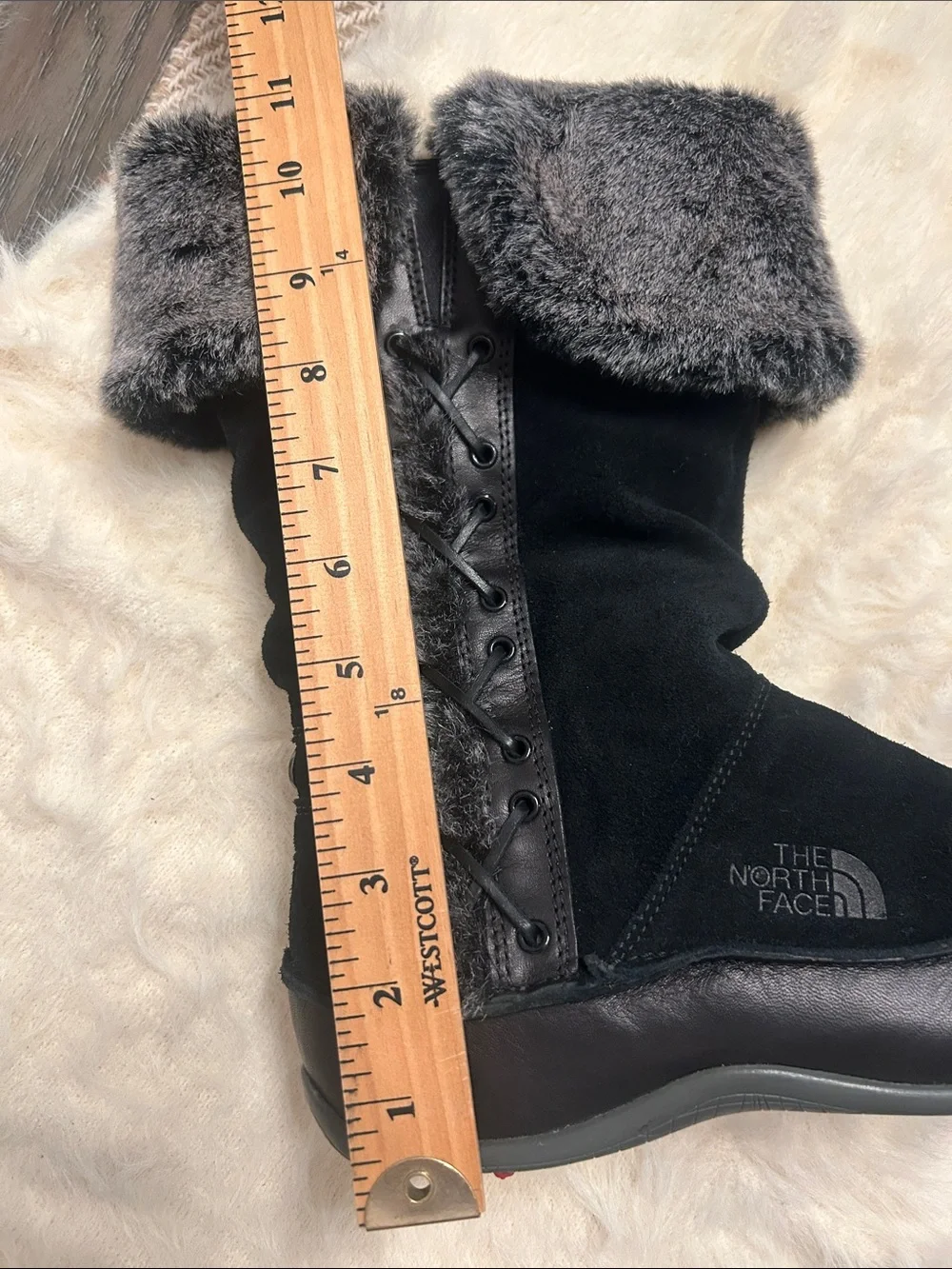 The North Face Jozie Insulated Faux-Fur Black Suede Leather Winter Boots Size 9